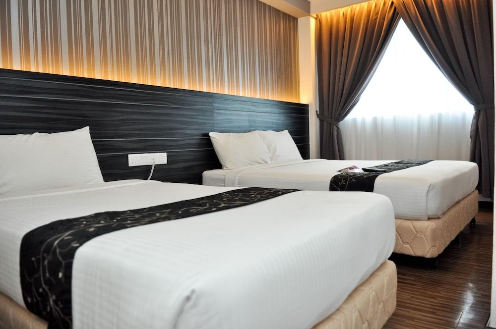 Signature Hotel Kuantan Exteriör bild