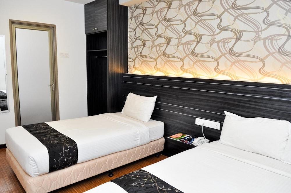 Signature Hotel Kuantan Exteriör bild
