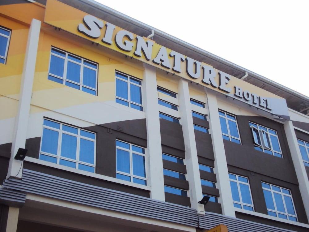 Signature Hotel Kuantan Exteriör bild